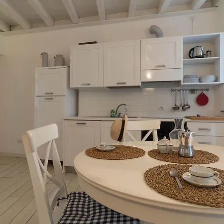Apartment Welcomely - Lario House A