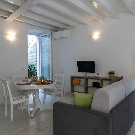 Lario House A ليكو