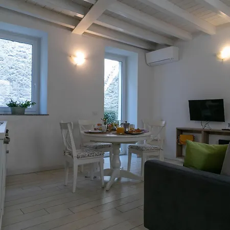 شقة Lario House A