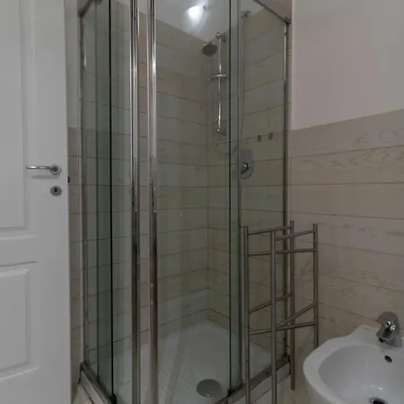 Welcomely - Lario House A Lecco