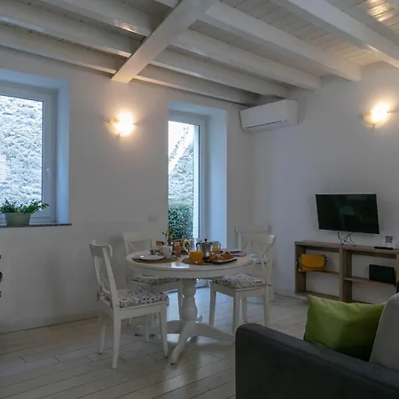 Lario House A לקו