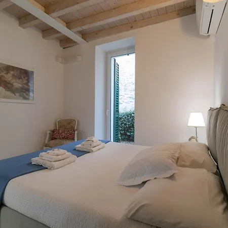 Lario House A דירה *
