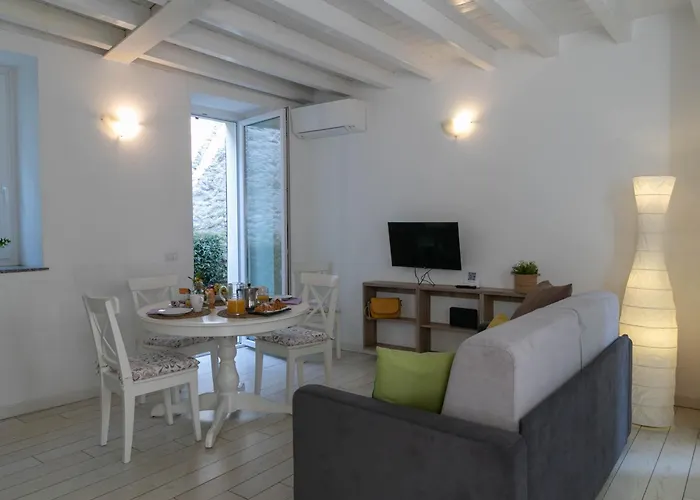 Lario House A Lecco
