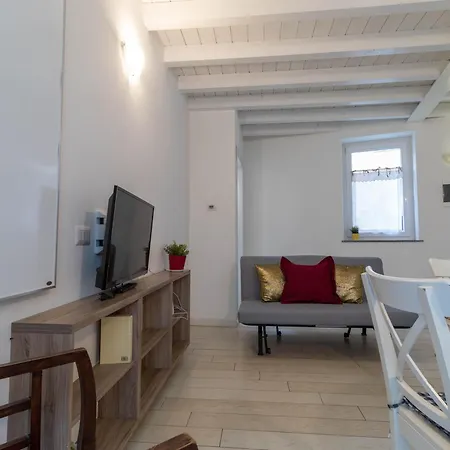 Welcomely - Lario House A